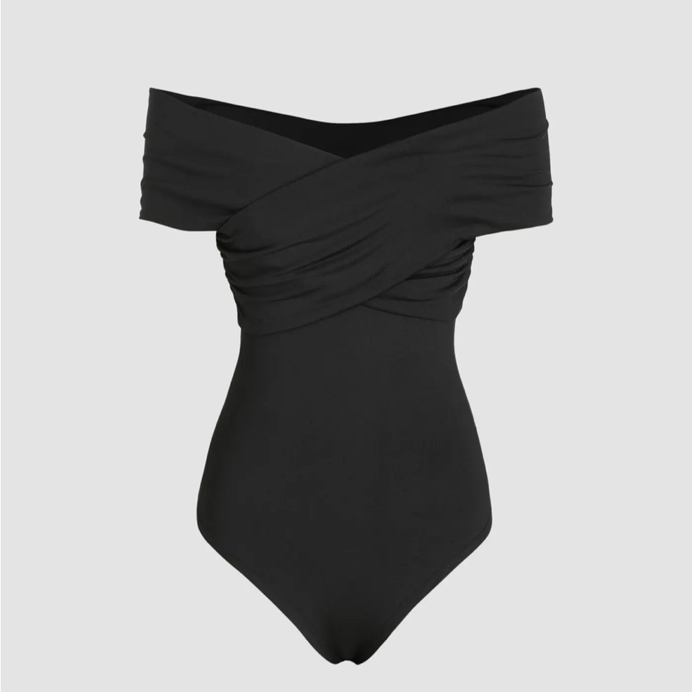 New with tags, cider black off the shoulder going out body suit size M